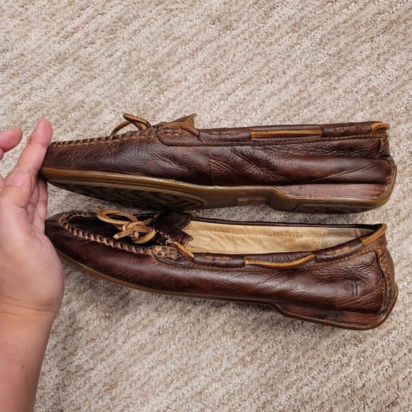 Frye Women's Moccasin Shoes - Picture 8 of 10